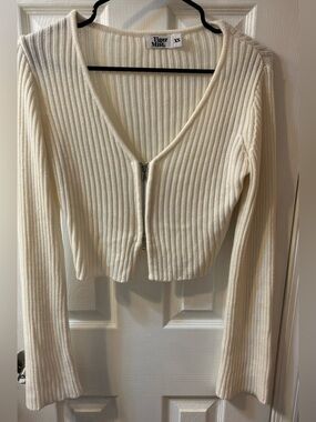 Tiger Mist Ivory Ribbed Zip Crop Cardigan